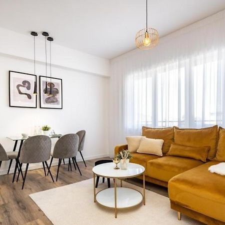 Majestic Apartament With View In Magheru Bucarest Exterior foto