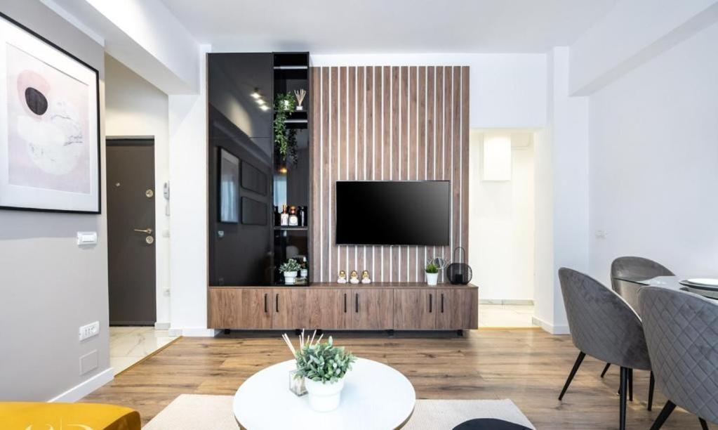 Majestic Apartament With View In Magheru Bucarest Exterior foto