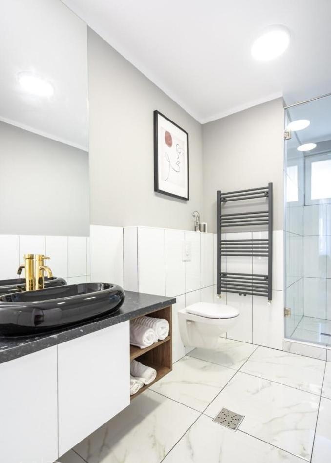 Majestic Apartament With View In Magheru Bucarest Exterior foto